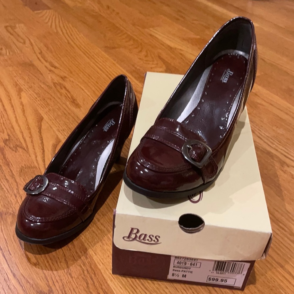 Burgundy Bass pumps